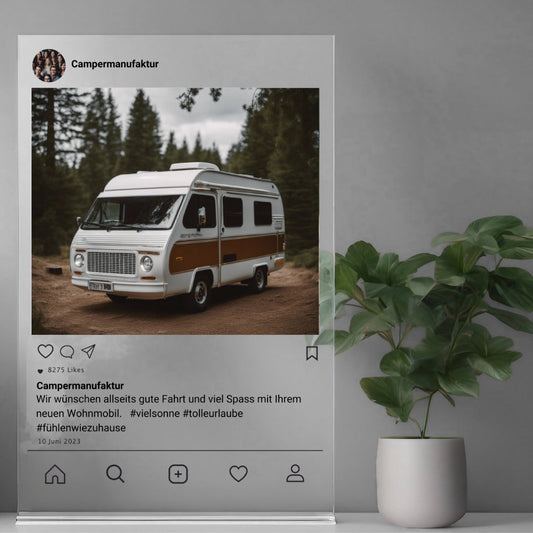 Social Media Post Acrylglas Werbegeschenk Wohnmobil personalisierbar mit Foto & Text
